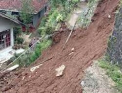 Sempat Tertimbun Longsor, Jalan Pasegeran Banjarnegara Sudah Bisa Dilalui