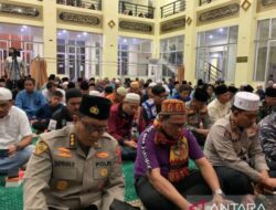 Doa Bersama Untuk Korban Tragedi Kanjuruhan dari Padang