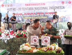 Kapolres Demak Beri Surpris ke Dandim di Hari Jadi TNI Ke 77