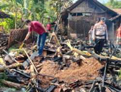 Kebakaran Lalap Rumah dan Empat Ekor Kambing di Winong Pati