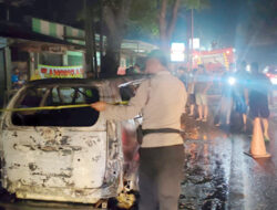 Mengangkut BBM Ilegal, Mobil dengan Tangki Modifikasi Terbakar di Trangkil Pati