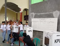 Siswa SMAN 1 Sigaluh Banjarnegara Praktikkan Pemilu di Pilketos
