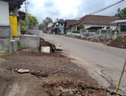 Warga Keluhkan Proyek Pembangunan Drainase Jalan Argaboga Kota Salatiga