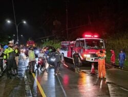 Polres Salatiga bersama Instansi Terkait Evakuasi longsoran di JLS Salatiga