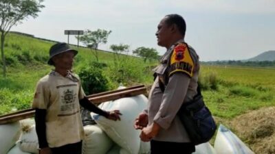 Cegak Kecelakaan Akibat Asap, Polsek Gringsing Imbau Warga Tak Bakar Lahan Dekat Jalan Tol