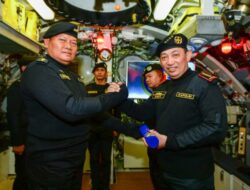 Disematkan Brevet Hiu Kencana TNI AL, Kapolri: Kekuatan Sinergitas Jaga Kedaulatan RI