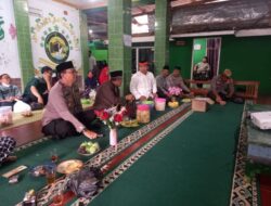 Kapolsek Tingkir Hadiri Pengajian Maulidan Nabi Muhammad SAW di Ponpes Ittihatul Asna Klumpit