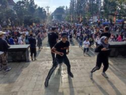 Keseruan Flashmob yang diikuti 1000 orang di Salatiga