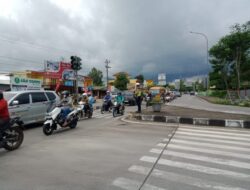 Kondusifitas Arus Lalin Di Exit Tol Salatiga Mendapat Perhatian Anggota Unit Lantas Polsek Tingkir