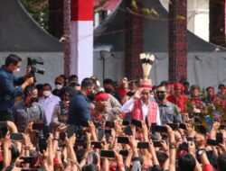 Panglima Jilah Pastikan Pasukan Merah Suku Dayak Kawal NKRI dan Jokowi Satu Komando