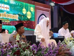 Ribuan Jemaah Antusias Hadiri Majelis Sholawat dan Ceramah Kebangsaan Bersama Habib Luthfi di Mapolresta Pati