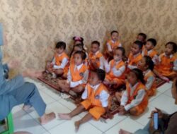 Ruang Belajar Mengajar Puluhan Anak TK Pindah di Polsek Mranggen
