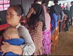 Tim Pelayanan Kesehatan Brimob Polri Sambangi Posko pengungsi gempa Cianjur