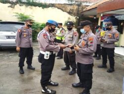 Polsek Kragan Polres Rembang Periksa Kelengkapan dan Kesiapan Anggota Saat Dinas