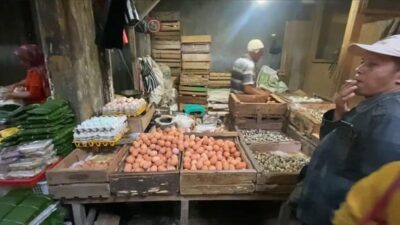 Harga Telur di Banjarnegara kian Melambung jelang Nataru, Tembus Rp30.000 per Kilogram