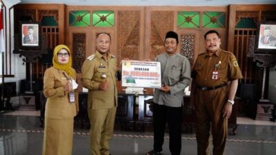 Jelang Tutup Tahun, Henggar Salurkan Hibah Rp 1,39 Miliar Tempat Ibadah di Pati