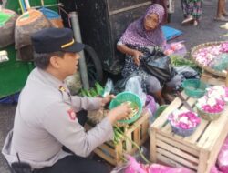 Kanit Samapta Polsek Tingkir Himbau Penjual Bunga Di Pasar Raya Salatiga Jaga Ketertiban Dan Kebersihan