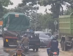 Luapan Sungai Kaliombo Menggenangi Jalur Pantura Pati