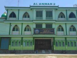 Mengupayakan Keterlibatan Aktif Siswa dalam Pembelajaran Sastra di SMP AL-Anwar Rembang