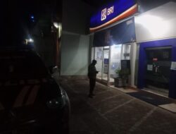 Patroli Dini hari Polsek Sedan Antisipasi Ganguan Kamtibmas dengan Sasaran ATM Perbankan