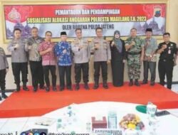 Polres Demak Bagikan Ratusan Genteng dan Asbes