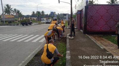 Polsek Tingkir Korve Siapkan Pos Pam Nataru Exit Tol Salatiga
