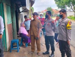 Polresta Pati Evakuasi Mayat Perempuan 70 Tahun Ditemukan di Sebuah Warung