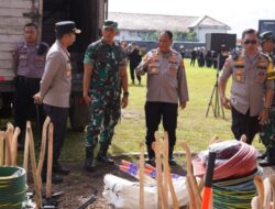 Ribuan Personel Polri Dikerahkan Bersihkan Puing-puing Pasca Gempa Cianjur
