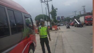 Revitalisasi Terminal Belum Selesai Banit Lantas Polsek Tingkir Himbau Crew Angkutan Selalu Jaga Kondusifitas Kamtibmas