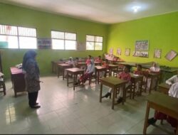 Tanah Longsor Merusak Bangunan Sekolah di Banjarnegara