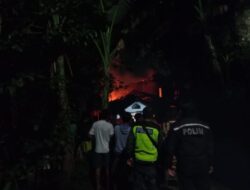 Akibat konsleting mesin pompa, rumah warga di Kec. Jambu terbakar