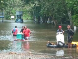 Banjir di Pantai Marina Semarang Tak Kunjung Surut, Pedagang Pilih Jualan di Luar Objek Wisata
