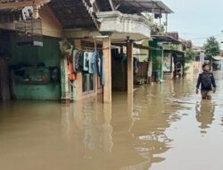 Banjir di Pati Seminggu Belum Surut, Warga Doropayung Waswas