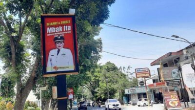 Baliho Ucapan Selamat kepada Mbak Ita Sebagai Wali Kota Semarang Sudah Bertebaran