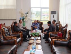 Kapolres Melawi Ajak PJU Melakukan Kunjungan Silaturahmi Kepada Bupati Melawi