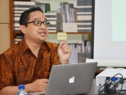 Guru Besar Hukum UIN Sunan Kalijaga Yogyakarta Ungkap Bahaya UU PPSK bagi OJK