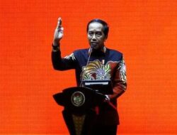 Jokowi Sapa Ganjar di Solo, Warga NU Bersorak-sorai