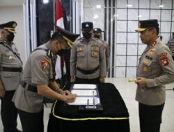 Kapolda Kalimantan Barat Pimpin Serah Terima Jabatan 5 Pejabat Utama dan 8 Kapolres