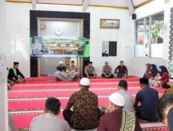 Kapolres Banjarnegara Gelar Jum’at Curhat dan Berbagi Bansos Pada Masyarakat