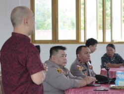 Kapolres Kapuas Hulu Sambang Tokoh Masyarakat Tionghoa Jelang Perayaan Imlek