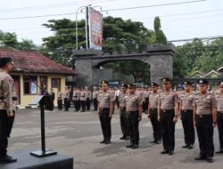 Kapolres Rembang Pimpin Korp Raport Kenaikan Pangkat 39 Personil Polres Rembang & Lepas Personil Purna Tugas