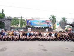 Kapolres Rembang Pimpin Upacara HUT Satpam ke – 42 di Halaman Mapolres Rembang