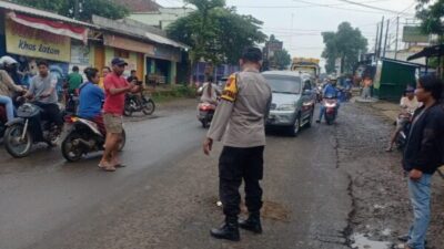 Kecelakaan di Jalan Raya Pati-Tayu, di Duga Karena Pengendara Sepeda Motor Gagal Salip Bus