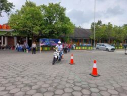Kunjungi SMA N 1 Mranggen, Satlantas Polres Demak Beri Edukasi Safety Riding