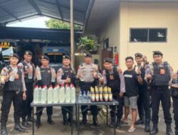 Operasi Pekat Puluhan Botol Miras Ilegal Berbagai Merk di Sita Sat Samapta Polresta Pati