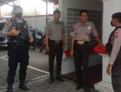 Personel Polres Pekalongan Kota Sambangi Kantor PT. Telkom, berikan Imbauan Kamtibmas