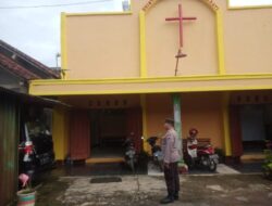 Beri Rasa Aman Umat Kristiani Saat Beribadah, Polres Banjarnegara Lakukan Pengamanan Gereja