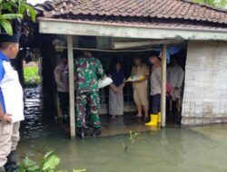Polres Demak Berikan Bantuan Kepada Warga Terdampak Banjir Desa Klitih Demak