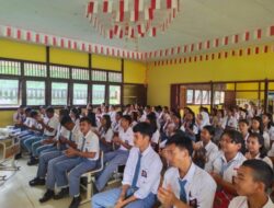 Polres Landak Kalbar Sosialisasi Penerimaan Anggota Polri TA. 2023 di SMA Negeri 1 Jelimpo
