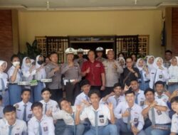 Polres Singkawang Kalbar Sosialisasi Kamtibmas kepada Siswa SMAN 2 Singkawang di Aula SMAN 2 Singkawang